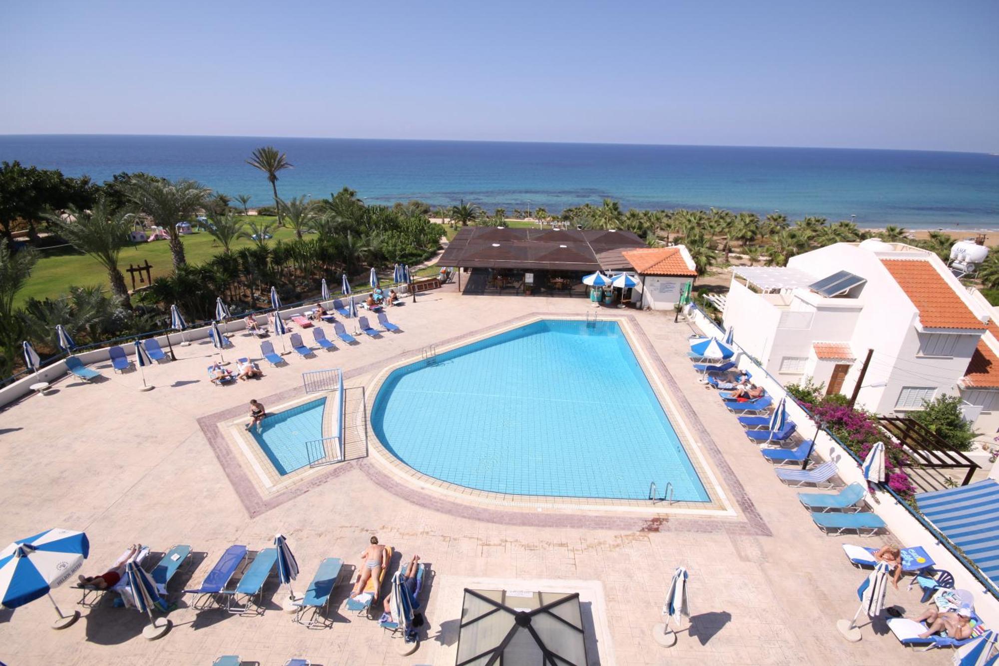 Helios Bay Hotel And Suites Klorakas Exterior foto
